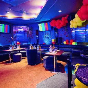 Supreme Pub Bar 01